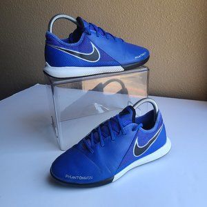 Nike Junior Phantom Vision Academy IC indoor Soccer big kids Size 6Y
